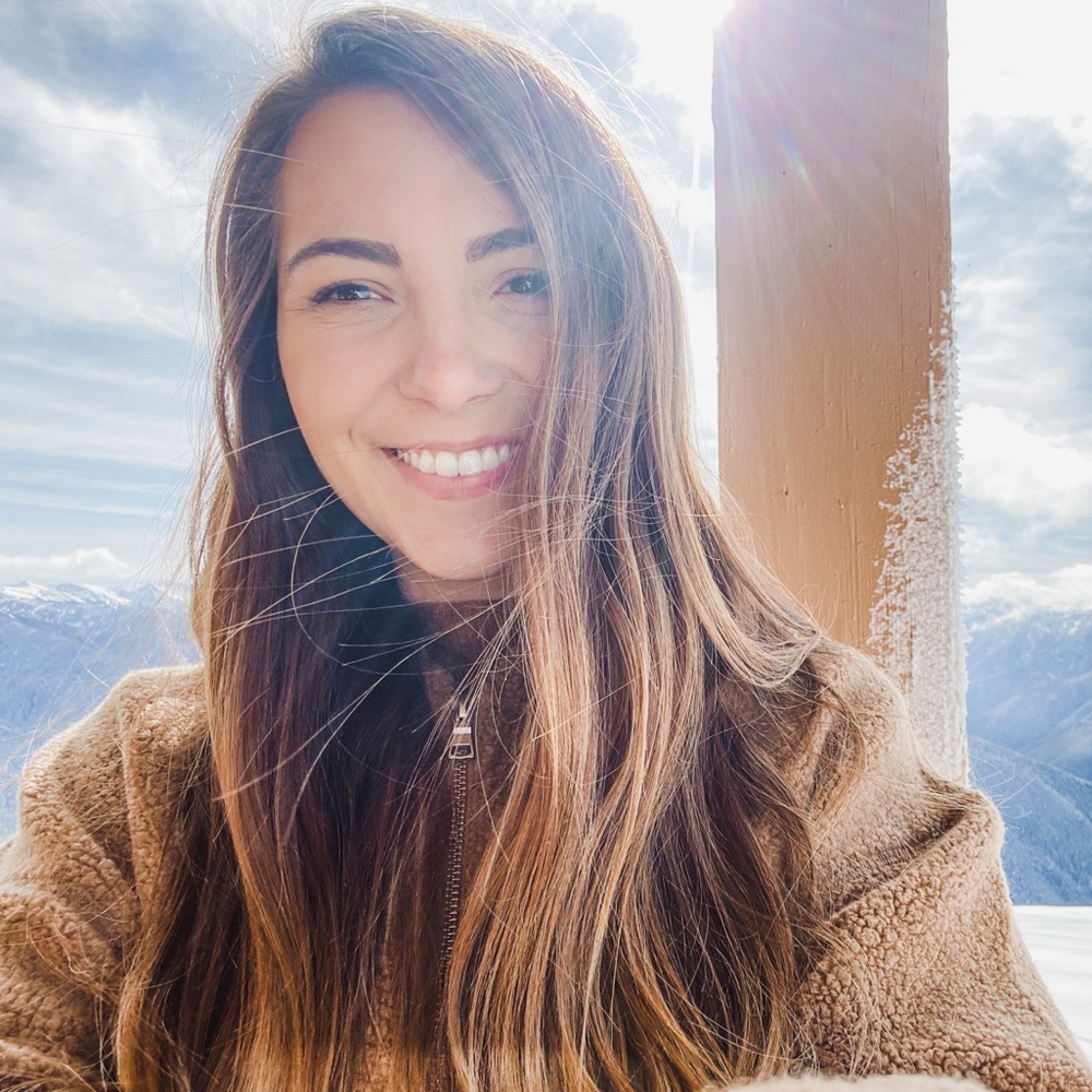 Meet your Posher, Crystal
